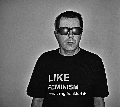 TShirt -- like-feminism-o-00008