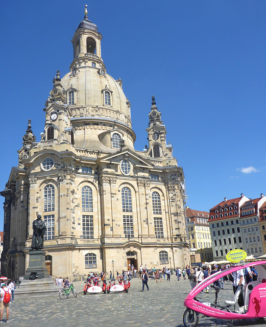 Frauenkirche Dresden - mit umweltfreundlichen Taxis