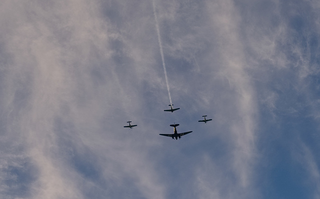 PS Veterans Day / C-47 flyover (# 1553)
