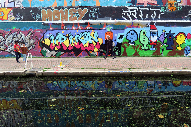 IMG 9389-001-Graffiti Wall 2
