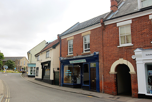 Ipernity: No.6 Bridge Street, Halesworth, Suffolk - By A Buildings Fan