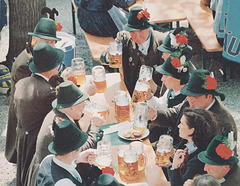 Beer drinkers in Munich in traditional costume