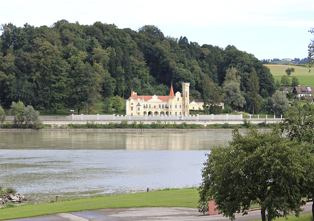 Schloss Dornach an der Donau