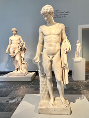 Berlin 2023 – Altes Museum – Antinous and Boy