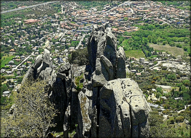 La Cabrera town from the ridge