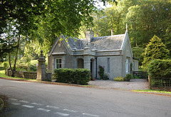 Former lodge to Fintray House (demolished), Aberdeenshire