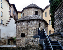 Bergamo - Tempietto di Santa Croce