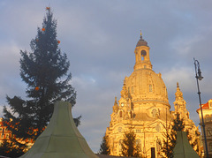 Dresden Weihnachtsmarkt an der Frauenkirche