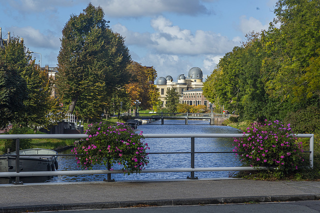 Leiden waterway at afternoon