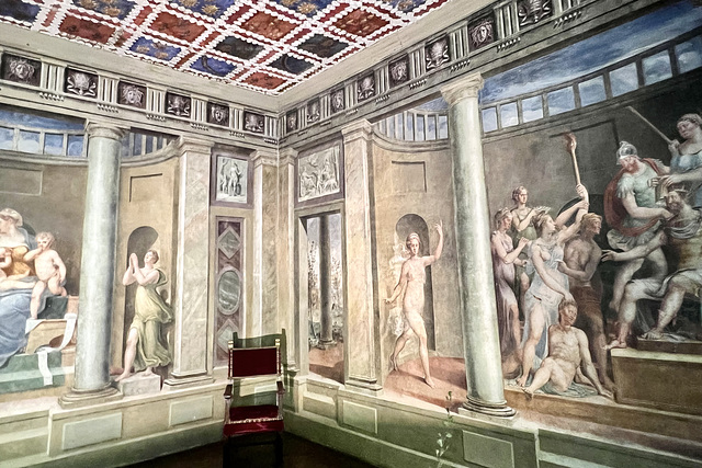 Italy 2023 – Villa Imperiale – Wall paintings