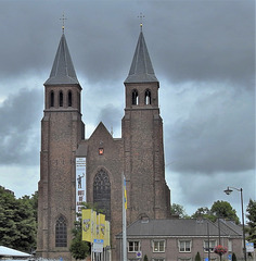St. Walburgisbasiliek, Arnhem