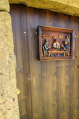 Porte de cadole (cabane de vigne) dans le Beaujolais