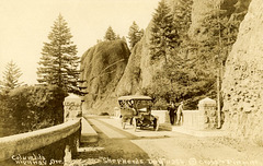 Shepperds Dell Bridge, Columbia River Highway, Oregon, ca. 1920s