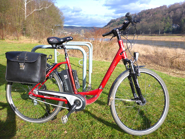 Mein Elektrofahrrad - mia elektra biciklo