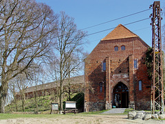 Wredenhagen, Torhaus der Burg