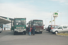 Austurleið-SBS coaches transferring passengers at Hella on services to Reykjavík. Dark red 502 going through, green 503 feeder from Ϸorsmork - 22 July 2002 (1715) (490-18)