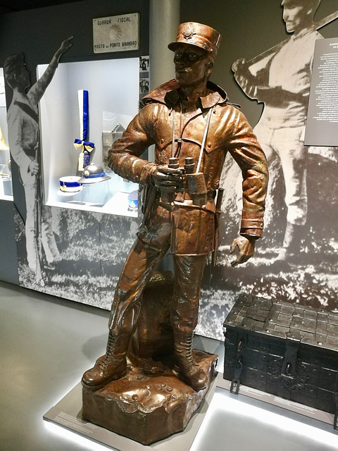 Lisbon 2018 – Museu da Guarda Nacional Republicana – Statue