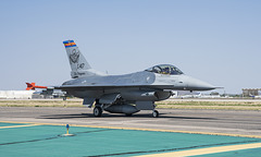 General Dynamics F-16C Fighting Falcon 88-0417 "Los Vaqueros"