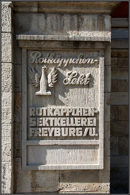 Firmenschild in Freyburg