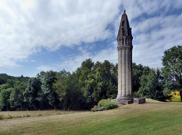 Fenioux - Lanterne des morts