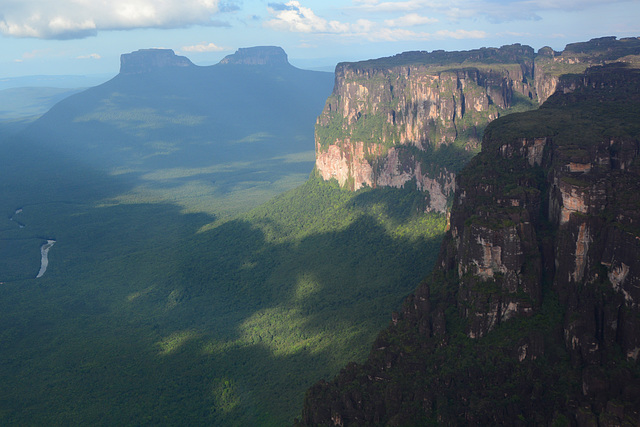 Venezuela, Northern Cliffs of Auyantepui and Mountains Cerro el Sol (1750m) and Cerro la Luna (1650m) in the Distance
