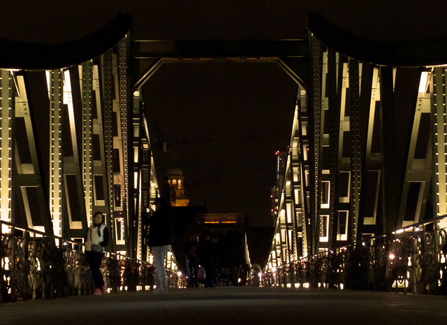 Nacht-Lichter in Frankfurt - am Eisernen Steg