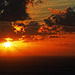 burning sky ... Sonnenaufgang über der Bucht von Santa Cruz (© Buelipix)