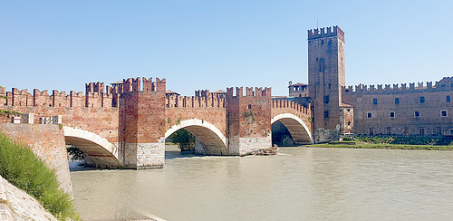 Castelvecchio and its Bridge