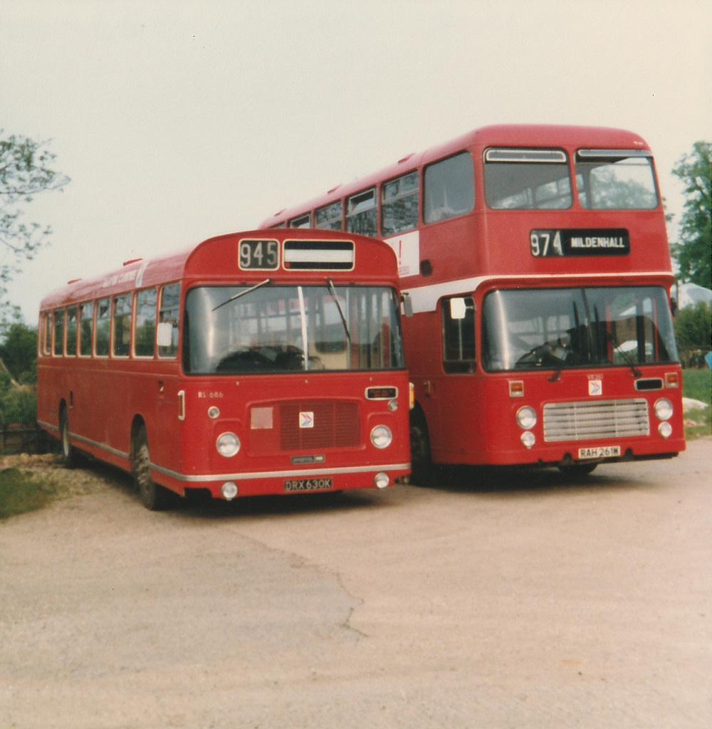 Eastern Counties RL686 (DRX 630K) and VR261 (RAH 261W) at Barrow outstation - June 1983