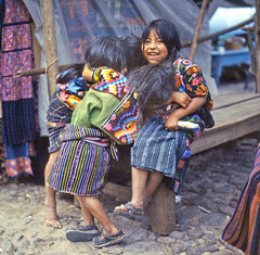 How many smiles can you see  from Chichicastenango? The answer in the PIP