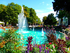 DE - Bad Neuenahr - Fountain in the Spa Gardens