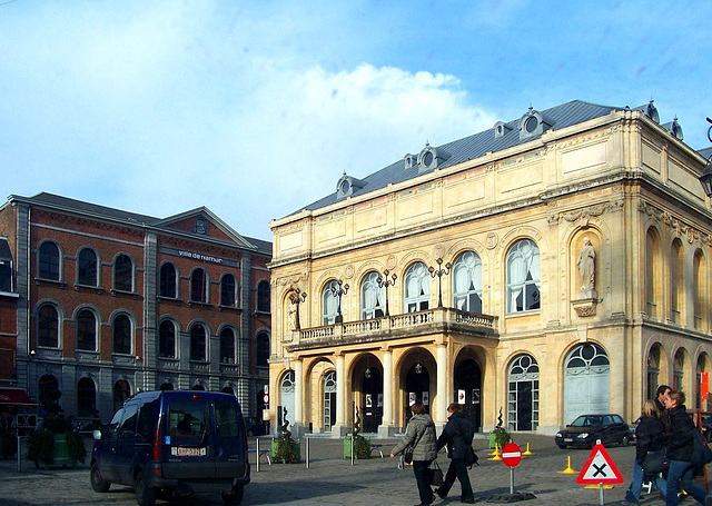 BE - Namur - Place du Theatre