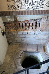 IMG 1253-001-The Clerks' Well