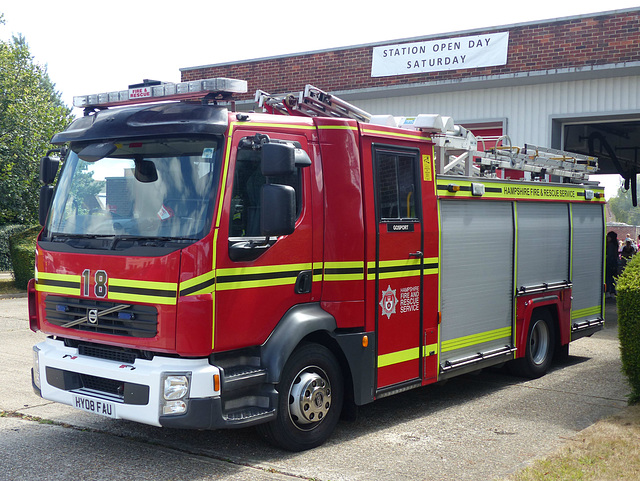 Hampshire Fire Volvo (2) - 25 July 2015