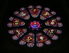 Rosace , Eglise Notre-Dame à Bonneval .