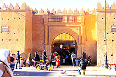 Place du marché a Oujda.  MAROC