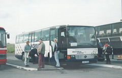 SBA-Norðurleið US 803 loading at Reykjavík for Akureyri (Iceland) – 29 July 2002 (498-07)