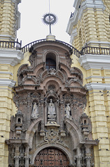 Lima, Iglesia La Soledad, The Facade