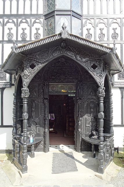 Plas Newydd Doorway