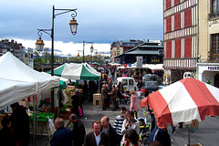 FR - Bayonne - Wochenmarkt