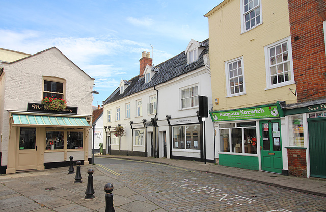 No.2 Cross Street and No.12 Market Place, Bungay, Suffolk