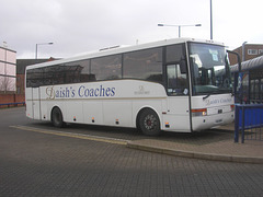 Daish’s Coaches SUI 8190 (W209 JBN) in Bury St Edmunds - 3 Dec 2011 (DSCN7300)