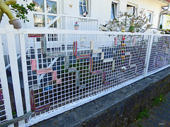 Der Zaun mit Wolle