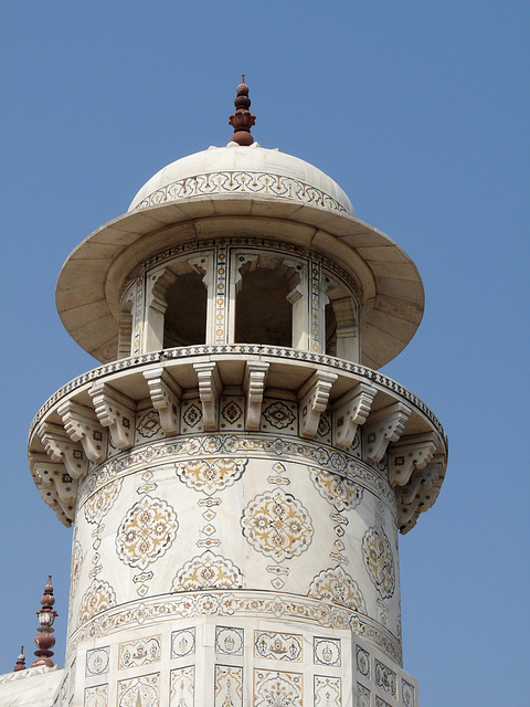 Agra- Itimad-ud-Daulah's Tomb- Minaret