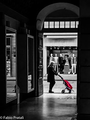 The red shopping cart