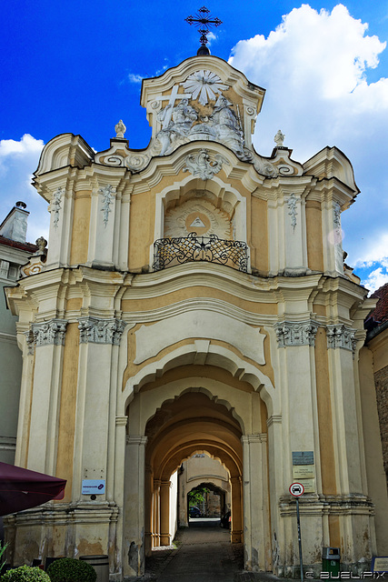 Eingangstor zum Basilianerkloster   (© Buelipix)