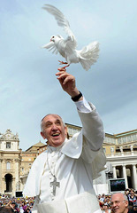 Le Pape François aime les oiseaux