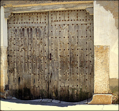 Old door, Colmenar de Oreja