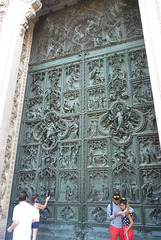 Milán Puertas de la Catedral