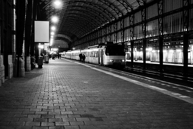Train waiting at Haarlem